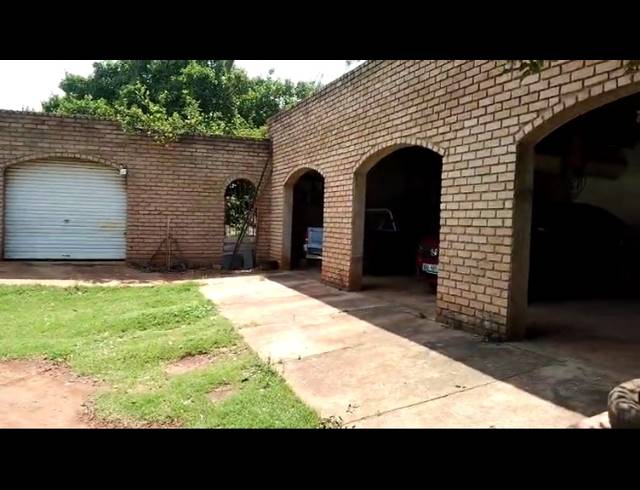 21HA FARM FOR SALE IN MOOINOOI